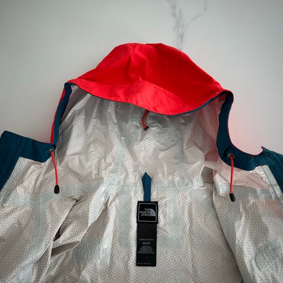 The North Face Extra Small XM Womens HYVENT 2.5L Jacket - Picture 6 of 15